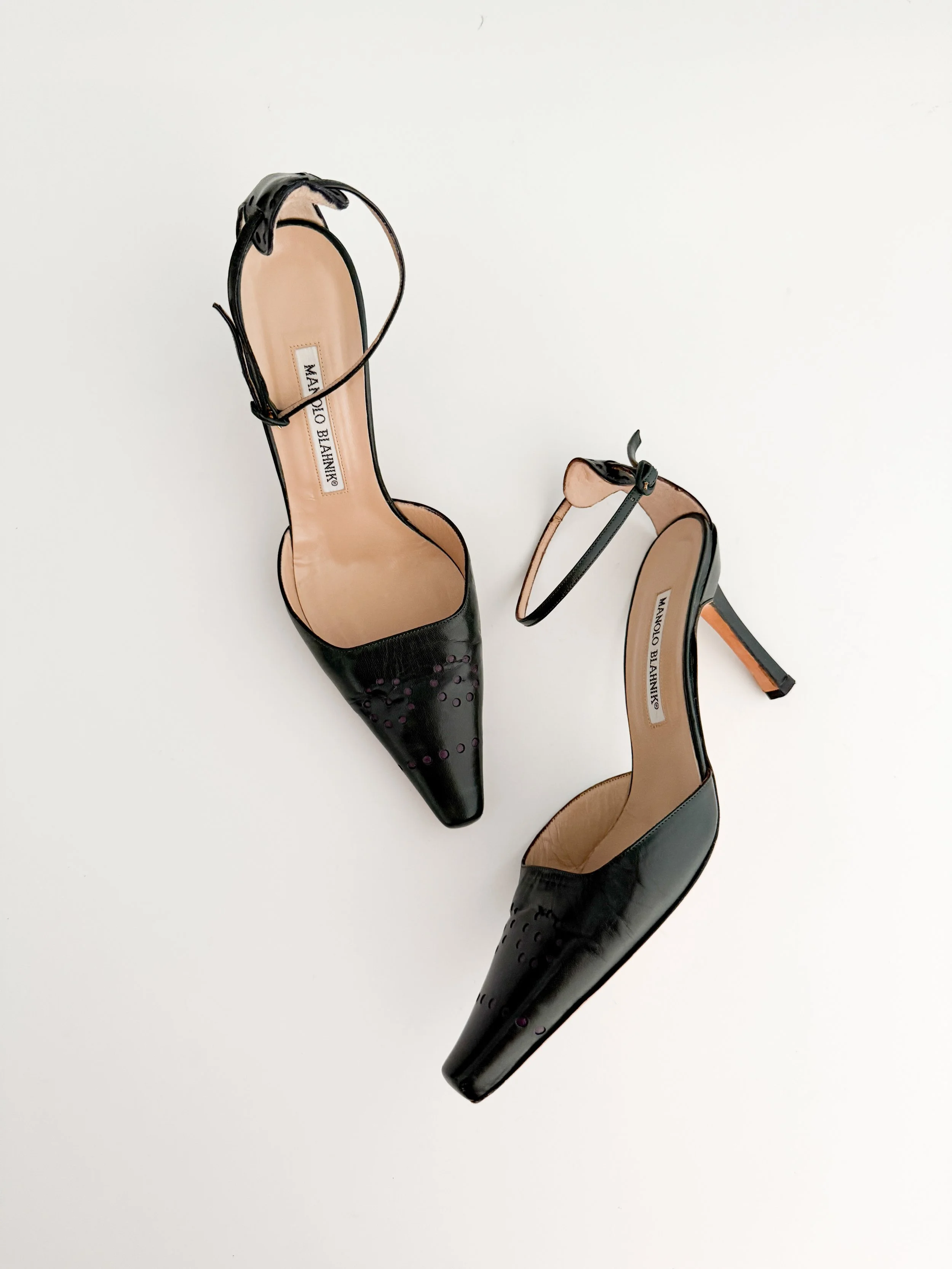 テ*ー様 Manolo Blahnik ベージュハイヒール 37.5 24cm テ*ー様 Manolo Blahnik ベージュハイヒール 37.5 24cm - メルカリ